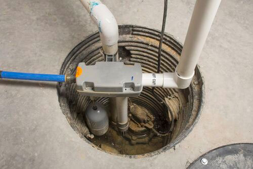 Image of a sump pump that is hazardous for an electrical fire